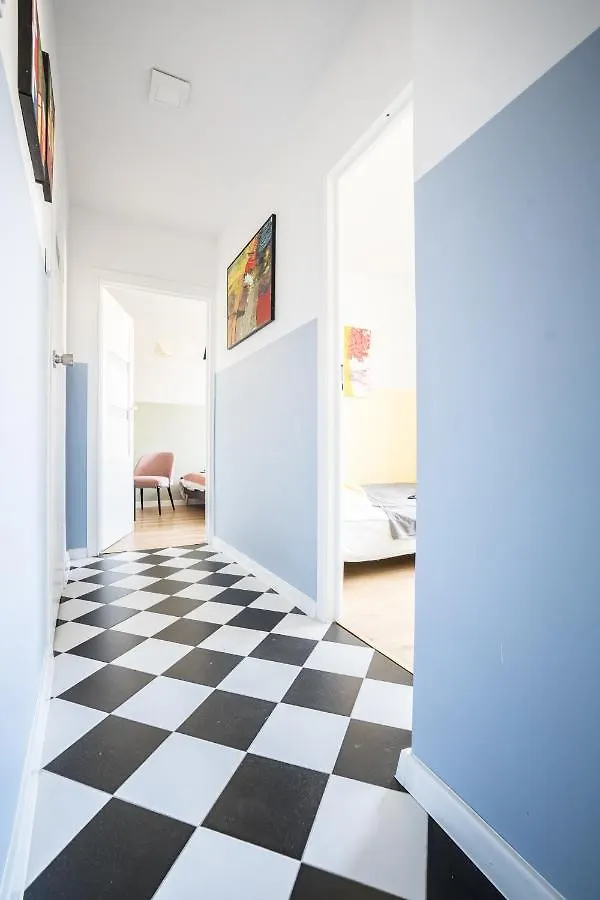 Sloneczny I Cichy Apartament Przy Starym Miescie Βαρσοβία 0*,  Πολωνία